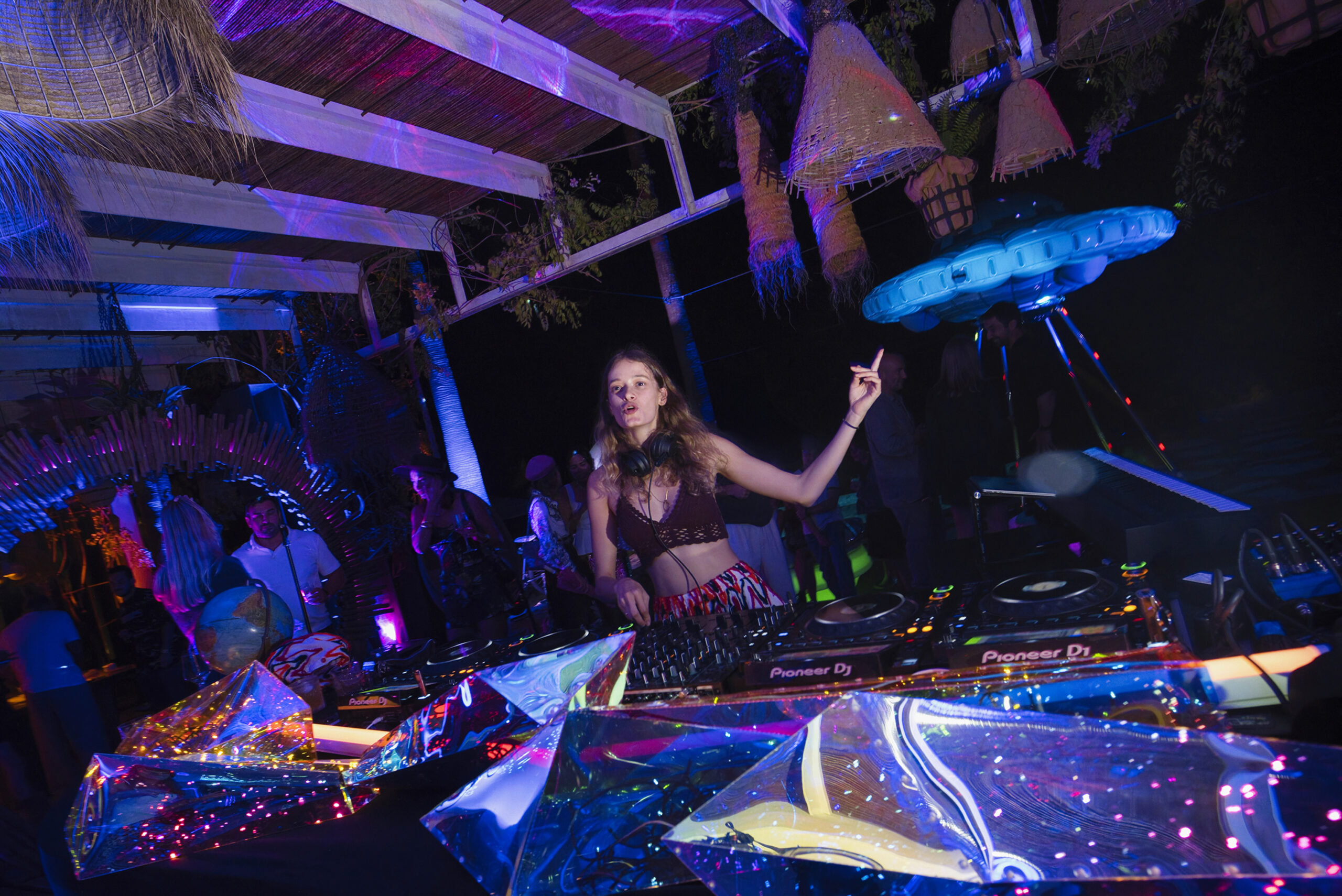 deer jade playing at party lights in ibiza