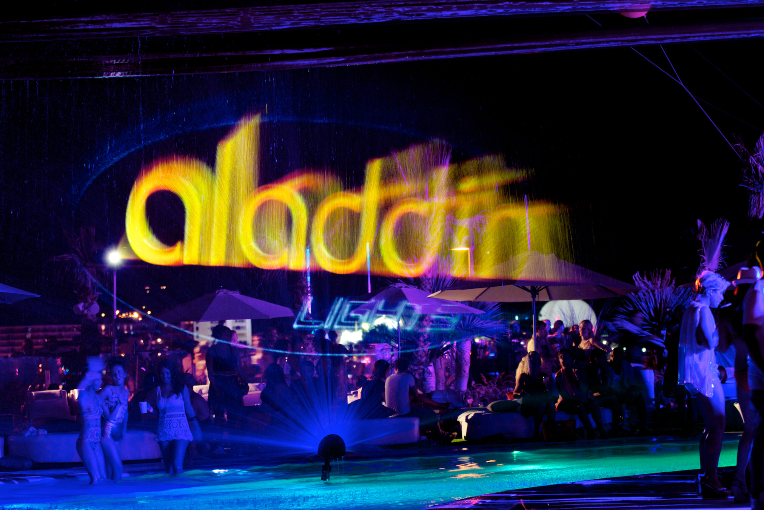 aladdin ibiza special effects party lights